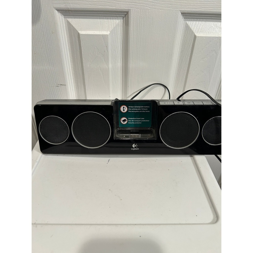 Logitech‎ S715i Rechargeable Portable Speaker for iPod iPhone Black